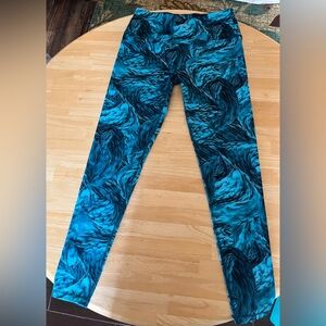 Dynamic Blue Patterned Leggings/Yoga pants